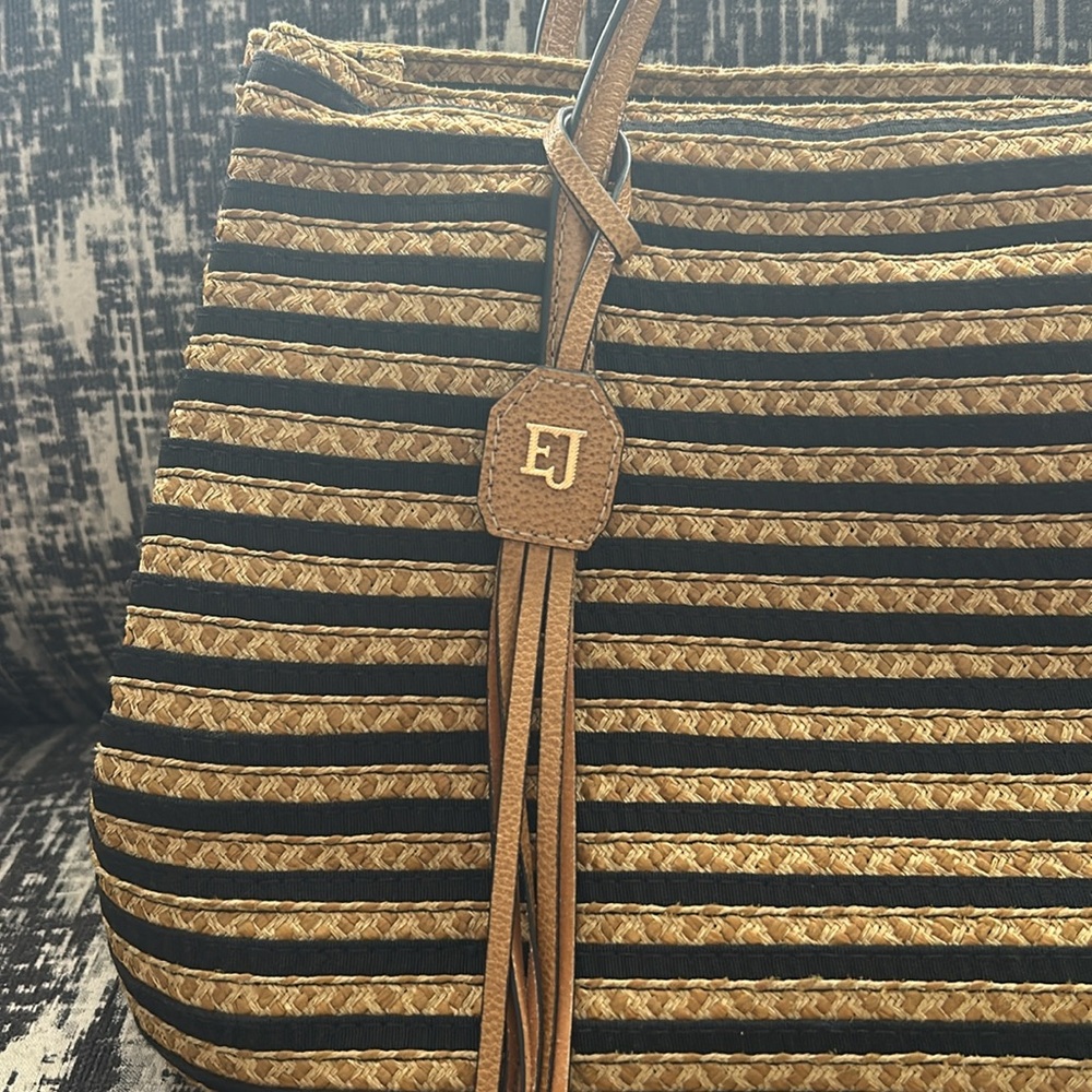 Eric Javits Tote - Picture 2 of 9